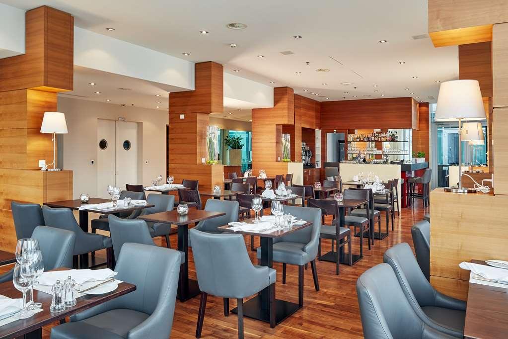H4 Hotel Solothurn Restaurant photo